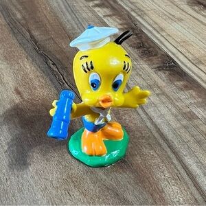 Vintage 1983 Warner Brothers Tweety Bird Bully‎ PCV Figure